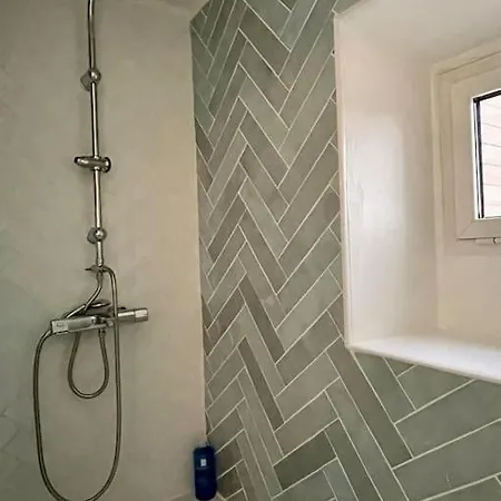 La Marina-studio, Vue Avec Balneo Apartmán *